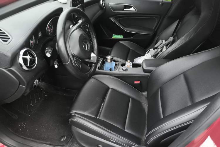Used Mercedes-Benz GLA 2018 GLA 200 Fashion Model Left Front Seat