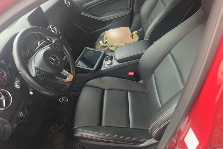 Used Mercedes-Benz GLA 2018 GLA 200 Fashion Model Left Front Seat