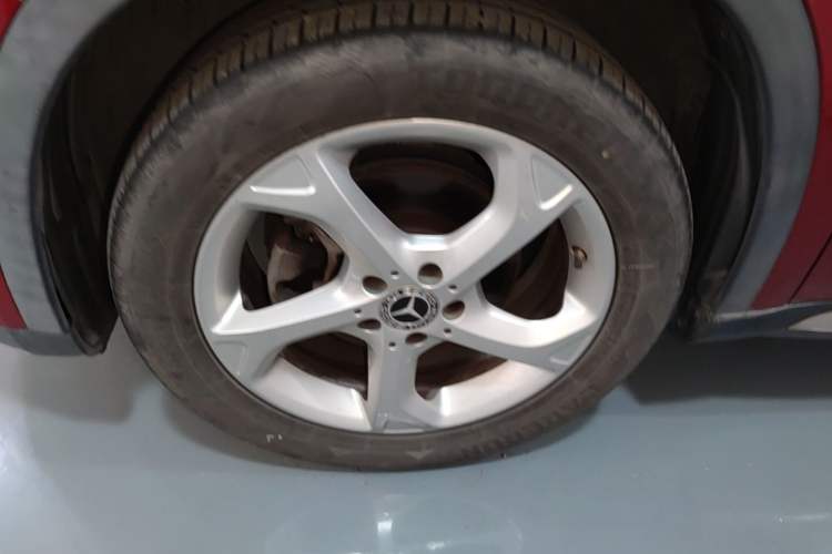 Used Mercedes-Benz GLA 2018 GLA 200 Sport Edition Left Front Wheel Hub
