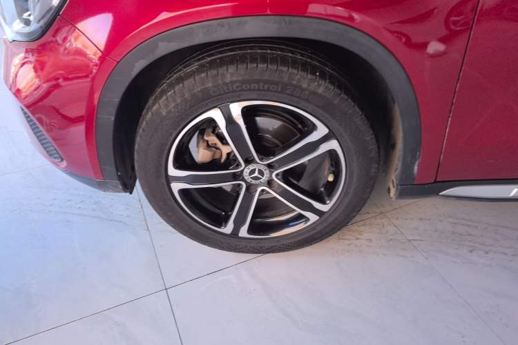 Used Mercedes-Benz GLA 2018 GLA 200 Fashion Model Left Front Wheel Hub