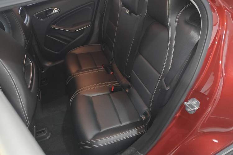 Used Mercedes-Benz GLA 2018 GLA 220 4MATIC Sport Edition Left Rear Seat