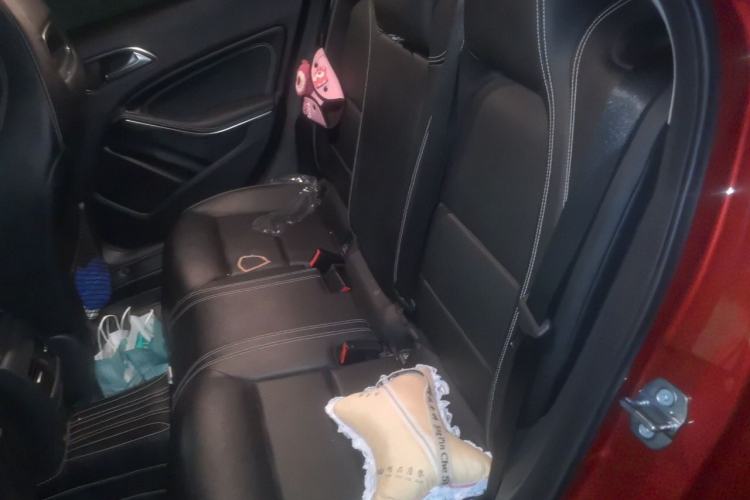Used Mercedes-Benz GLA 2018 GLA 200 Sport Edition Left Rear Seat