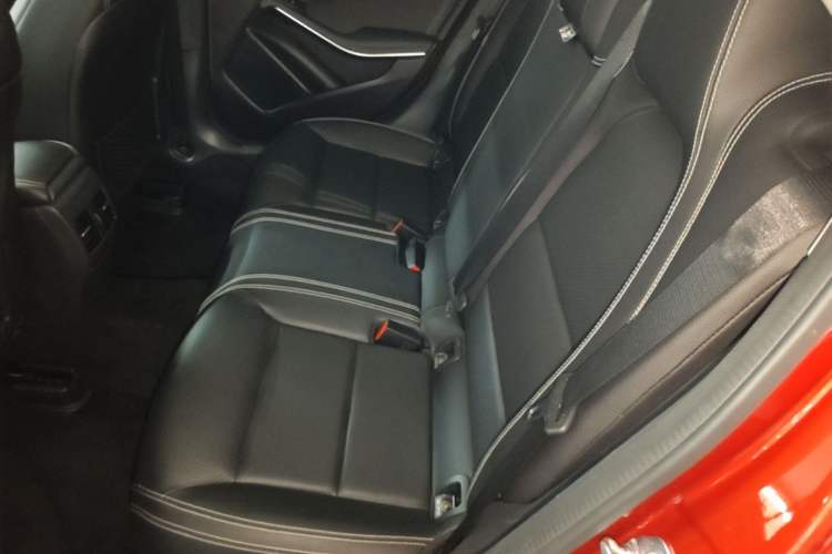Used Mercedes-Benz GLA 2018 GLA 200 Fashion Model Left Rear Seat