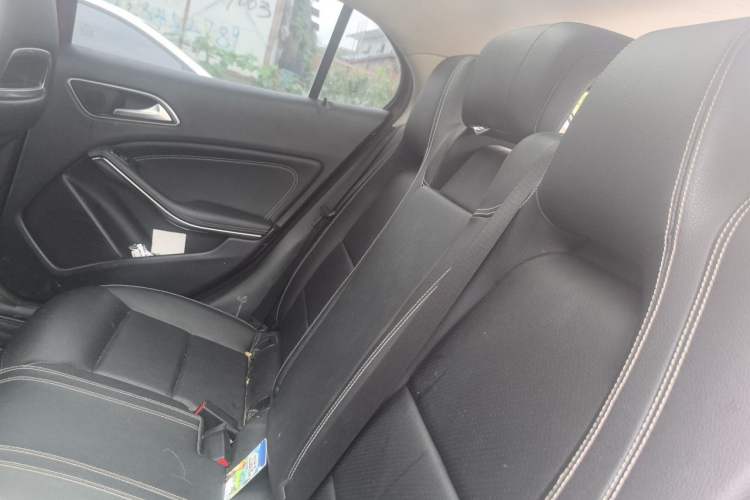 Used Mercedes-Benz GLA 2018 GLA 200 Sport Edition Left Rear Seat