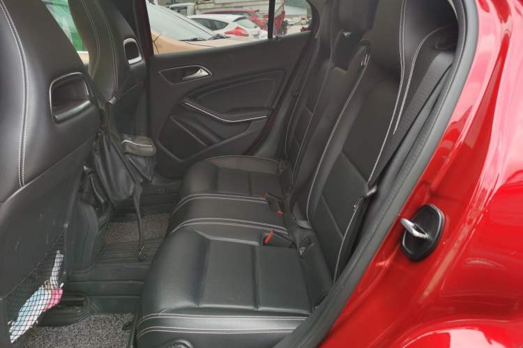 Used Mercedes-Benz GLA 2018 GLA 220 4MATIC Sport Edition Left Rear Seat
