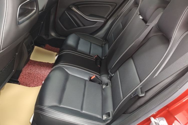 Used Mercedes-Benz GLA 2018 GLA 200 Fashion Model Left Rear Seat