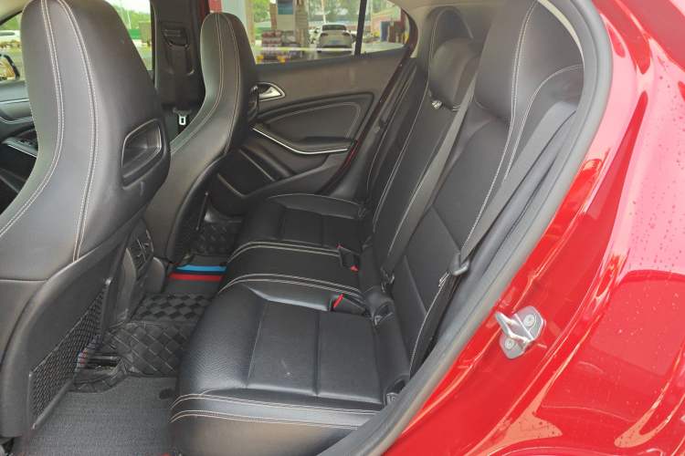 Used Mercedes-Benz GLA 2018 GLA 220 4MATIC Sport Edition Left Rear Seat
