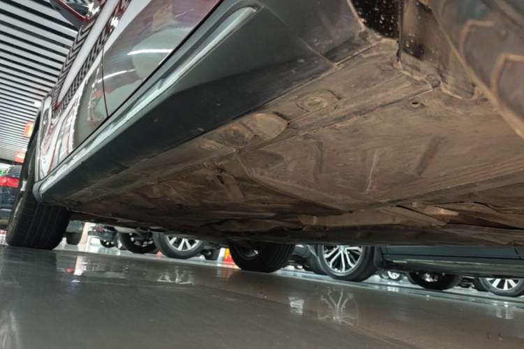 Used Mercedes-Benz GLA 2018 GLA 200 Fashion Model Left Side Sill