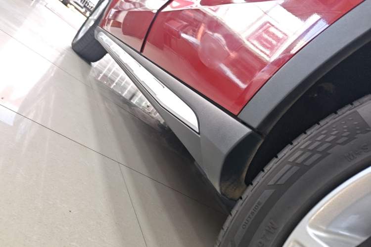 Used Mercedes-Benz GLA 2018 GLA 200 Sport Edition Left Side Sill