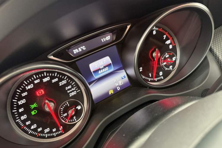 Used Mercedes-Benz GLA 2018 GLA 200 Sport Edition Odometer Close Up