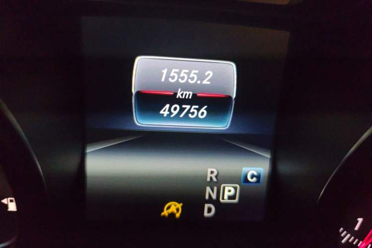Used Mercedes-Benz GLA 2018 GLA 200 Sport Edition Odometer Close Up