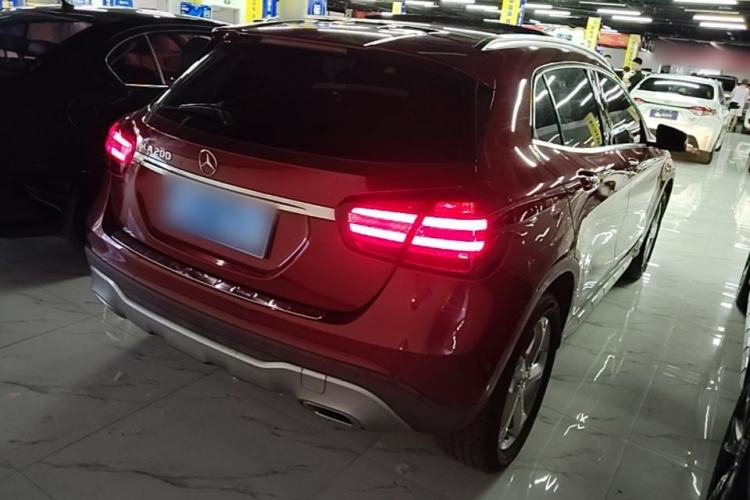 Used Mercedes-Benz GLA 2018 GLA 200 Sport Edition Rear Right 45 Deg