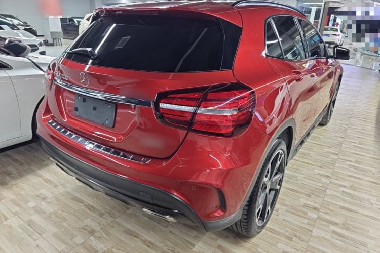 Used Mercedes-Benz GLA 2018 GLA 220 4MATIC Sport Edition Rear Right 45 Deg