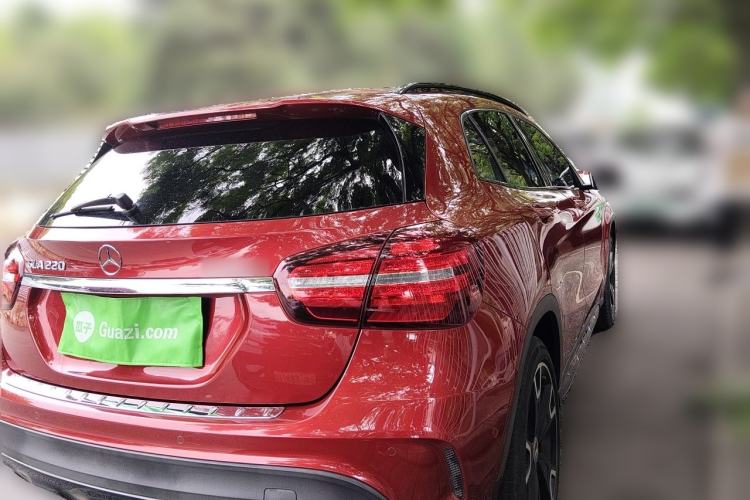 Used Mercedes-Benz GLA 2018 GLA 220 4MATIC Sport Edition Rear Right 45 Deg