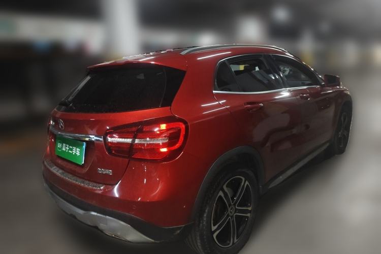 Used Mercedes-Benz GLA 2018 GLA 200 Fashion Model Rear Right 45 Deg