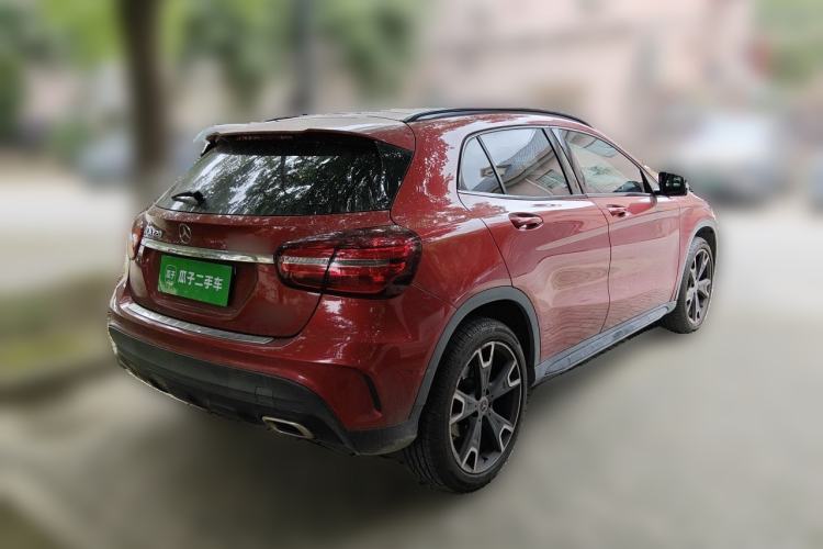 Used Mercedes-Benz GLA 2018 GLA 220 4MATIC Sport Edition Rear Right 45 Deg