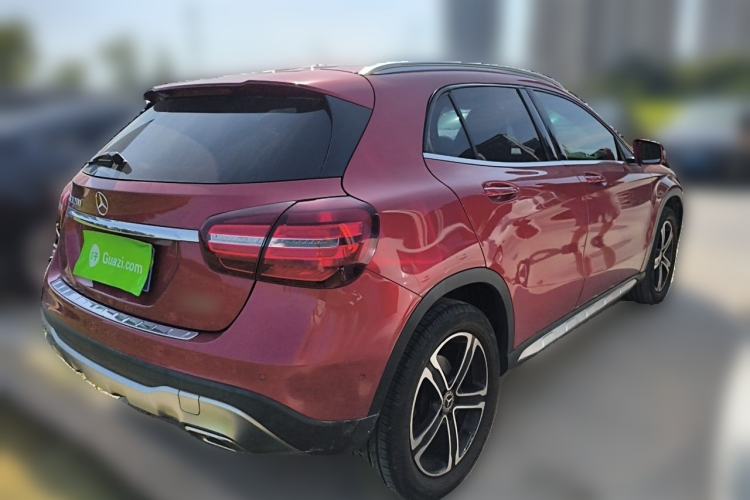Used Mercedes-Benz GLA 2018 GLA 200 Fashion Model Rear Right 45 Deg