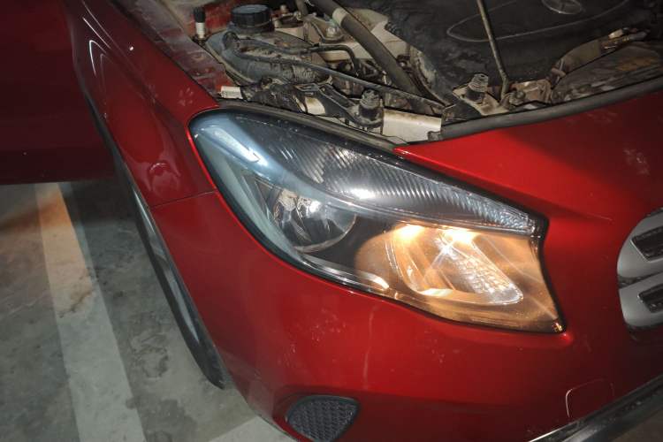 Used Mercedes-Benz GLA 2018 GLA 200 Sport Edition Right Front Headlight