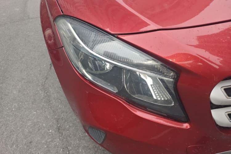 Used Mercedes-Benz GLA 2018 GLA 200 Sport Edition Right Front Headlight