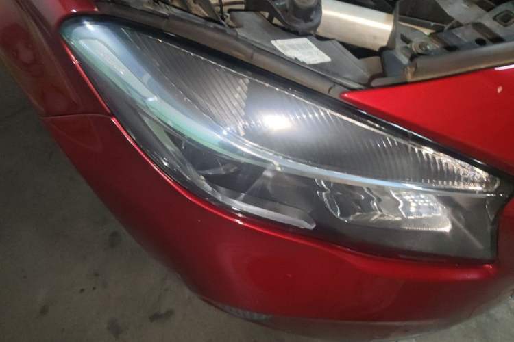 Used Mercedes-Benz GLA 2018 GLA 200 Sport Edition Right Front Headlight