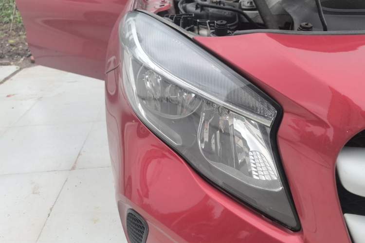 Used Mercedes-Benz GLA 2018 GLA 200 Sport Edition Right Front Headlight