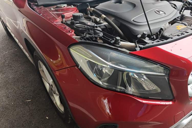 Used Mercedes-Benz GLA 2018 GLA 200 Sport Edition Right Front Headlight