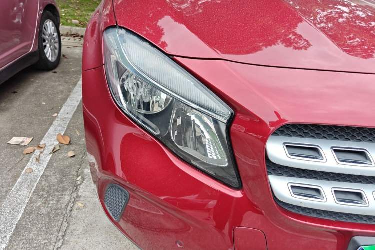 Used Mercedes-Benz GLA 2018 GLA 200 Sport Edition Right Front Headlight