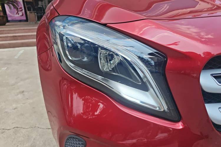 Used Mercedes-Benz GLA 2018 GLA 200 Fashion Model Right Front Headlight
