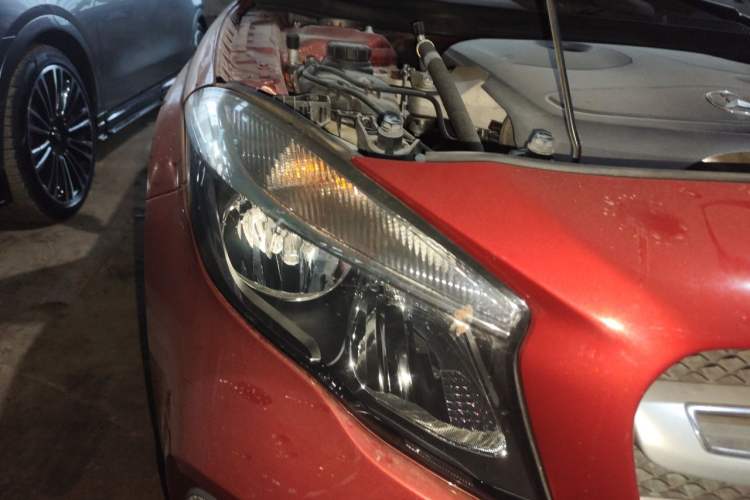 Used Mercedes-Benz GLA 2018 GLA 200 Sport Edition Right Front Headlight