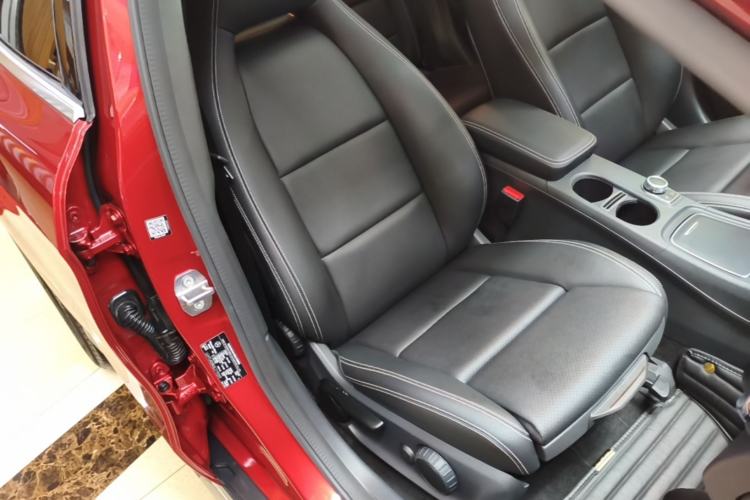 Used Mercedes-Benz GLA 2018 GLA 200 Fashion Model Right Front Seat