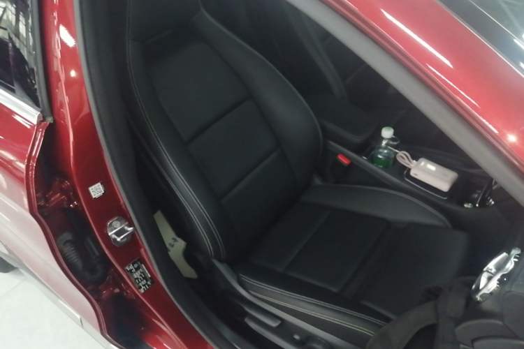 Used Mercedes-Benz GLA 2018 GLA 200 Fashion Model Right Front Seat