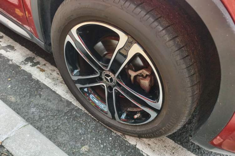 Used Mercedes-Benz GLA 2018 GLA 200 Fashion Model Right Front Wheel Hub