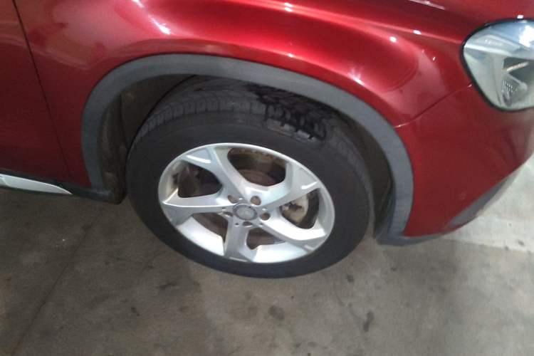 Used Mercedes-Benz GLA 2018 GLA 200 Sport Edition Right Front Wheel Hub
