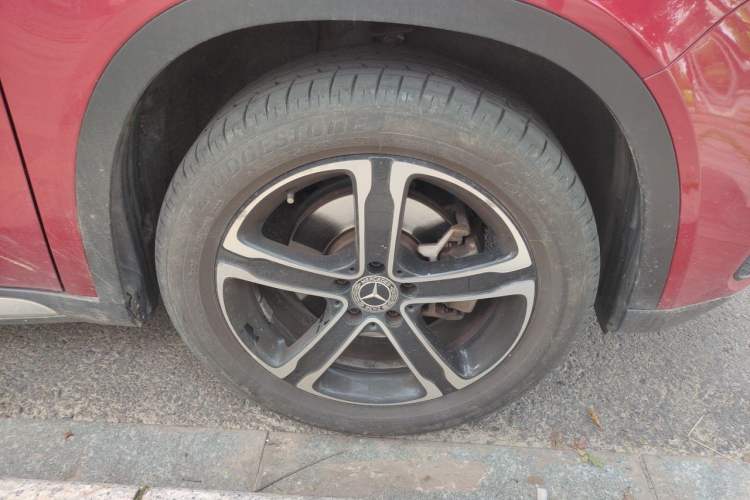 Used Mercedes-Benz GLA 2018 GLA 200 Fashion Model Right Front Wheel Hub