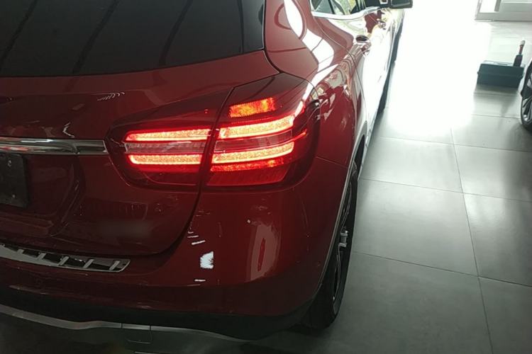 Used Mercedes-Benz GLA 2018 GLA 200 Fashion Model Right Rear Taillight