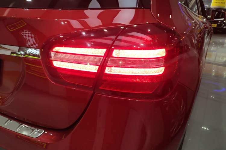 Used Mercedes-Benz GLA 2018 GLA 200 Sport Edition Right Rear Taillight