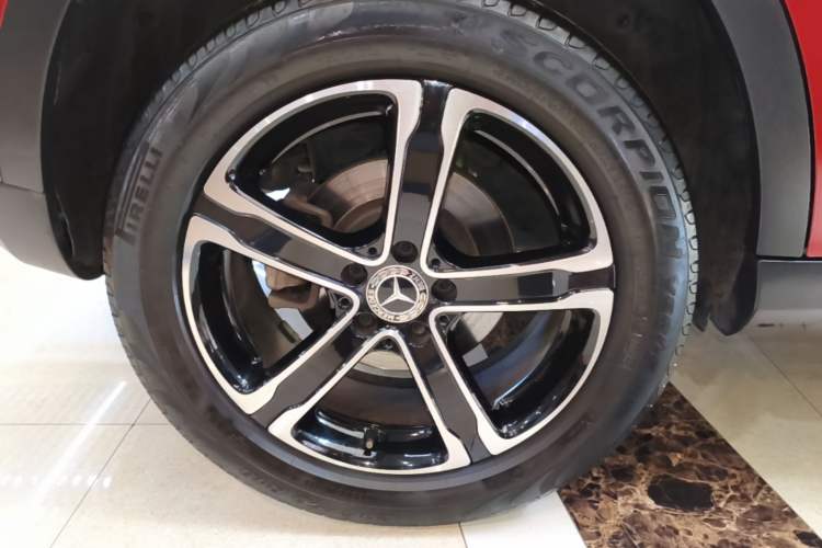 Used Mercedes-Benz GLA 2018 GLA 200 Fashion Model Right Rear Wheel Hub