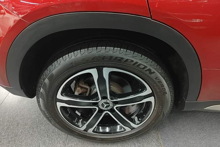 Used Mercedes-Benz GLA 2018 GLA 200 Fashion Model Right Rear Wheel Hub