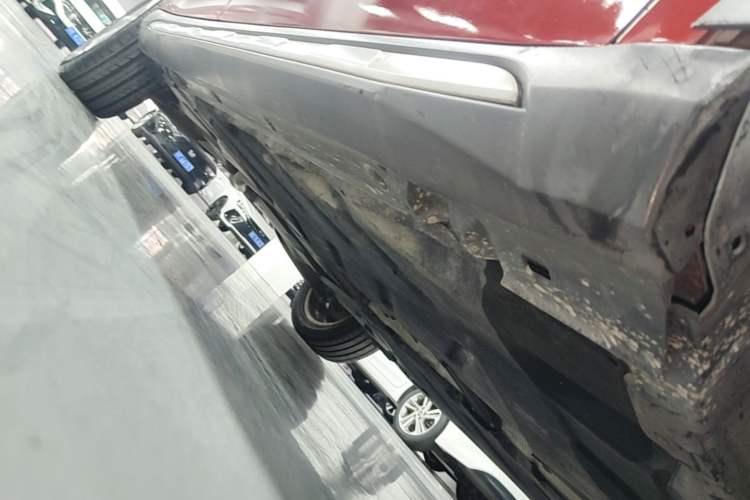 Used Mercedes-Benz GLA 2018 GLA 200 Sport Edition Right Side Sill
