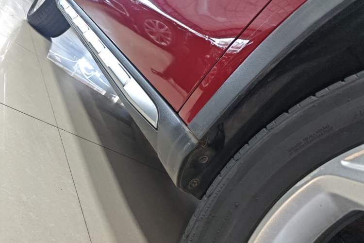 Used Mercedes-Benz GLA 2018 GLA 200 Sport Edition Right Side Sill