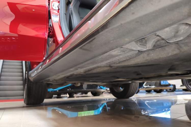 Used Mercedes-Benz GLA 2018 GLA 200 Fashion Model Right Side Sill