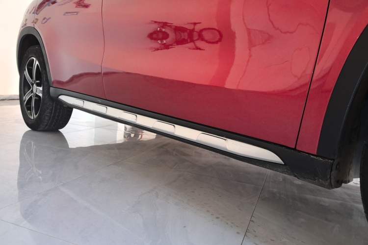 Used Mercedes-Benz GLA 2018 GLA 200 Fashion Model Right Side Sill