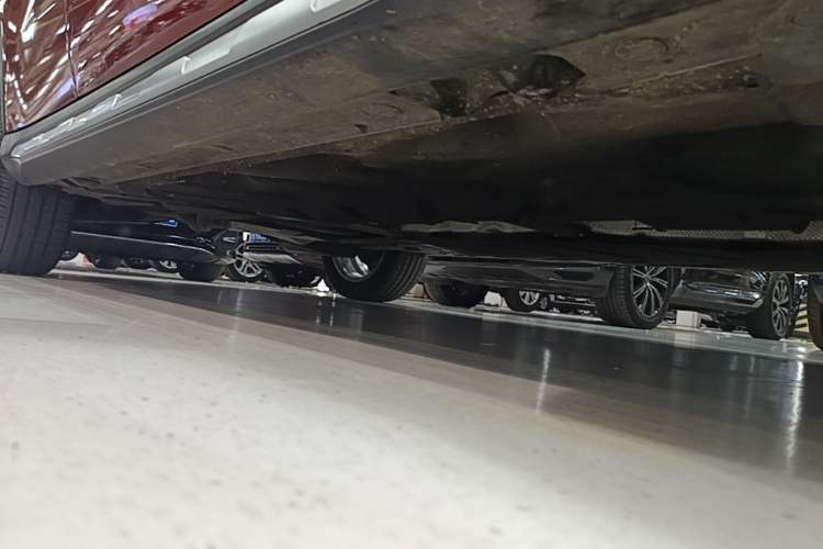 Used Mercedes-Benz GLA 2018 GLA 200 Sport Edition Right Side Sill