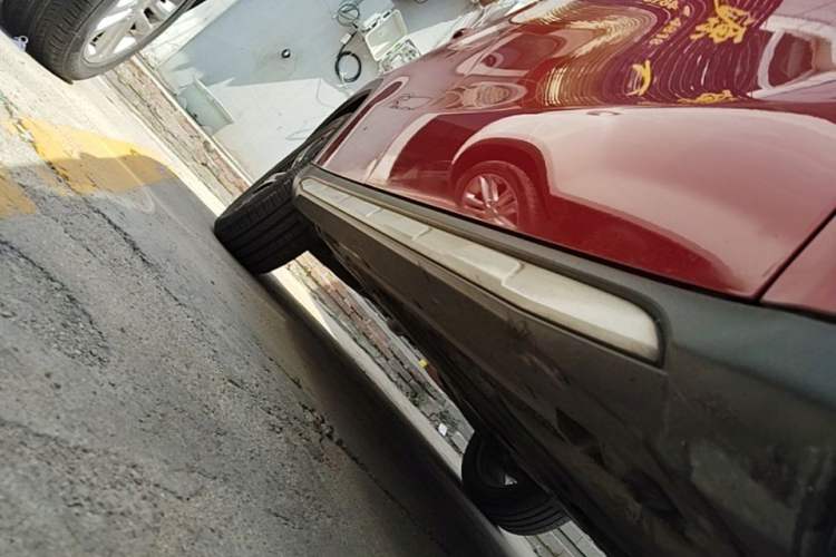 Used Mercedes-Benz GLA 2018 GLA 200 Fashion Model Right Side Sill