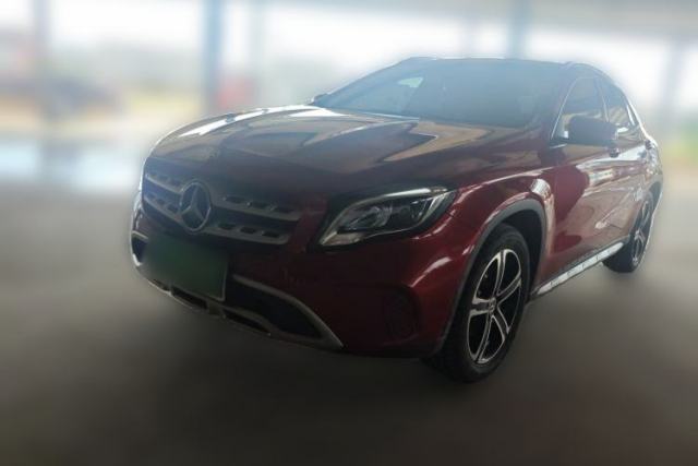Używany Mercedes-Benz GLA 2018 GLA 200 Fashion Model