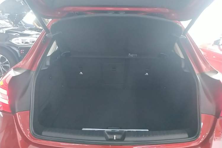 Used Mercedes-Benz GLA 2018 GLA 200 Fashion Model Trunk