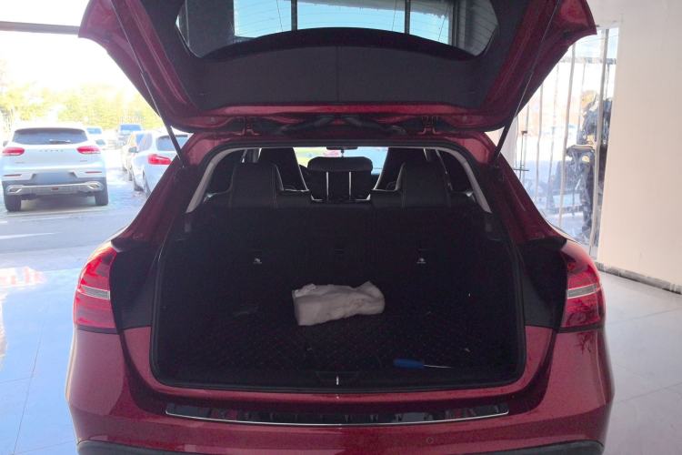 Used Mercedes-Benz GLA 2018 GLA 200 Fashion Model Trunk