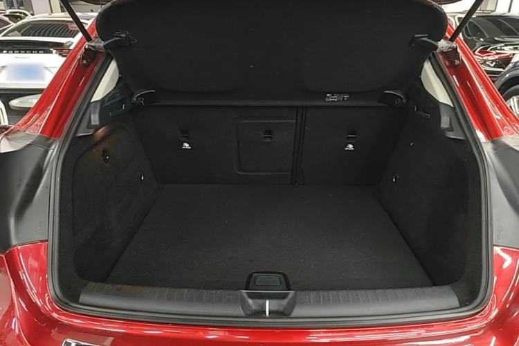 Used Mercedes-Benz GLA 2018 GLA 200 Fashion Model Trunk