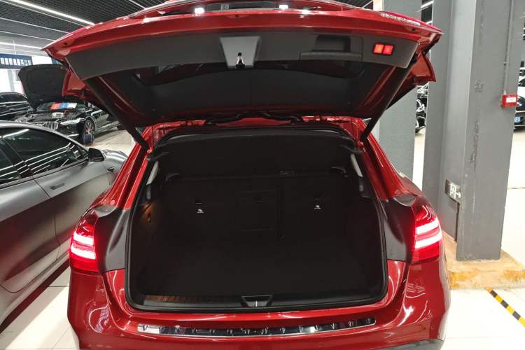 Used Mercedes-Benz GLA 2018 GLA 200 Fashion Model Trunk