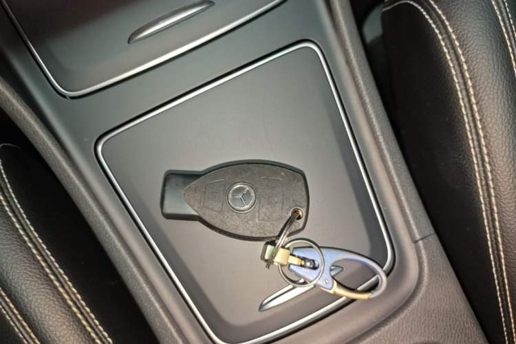Used Mercedes-Benz GLA 2018 GLA 200 Fashion Model Vehicle Key